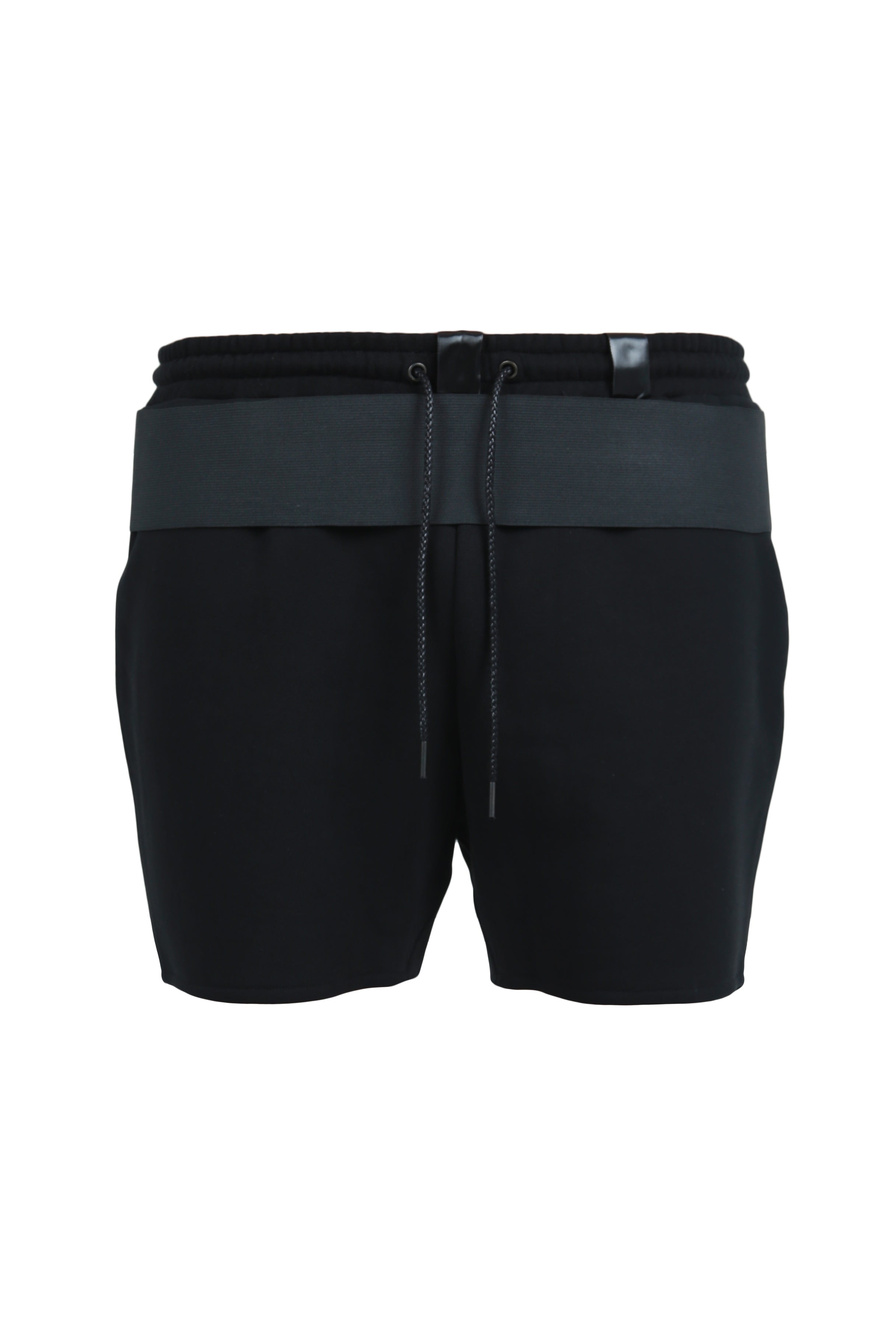 shorts tucked-in "pupil black"